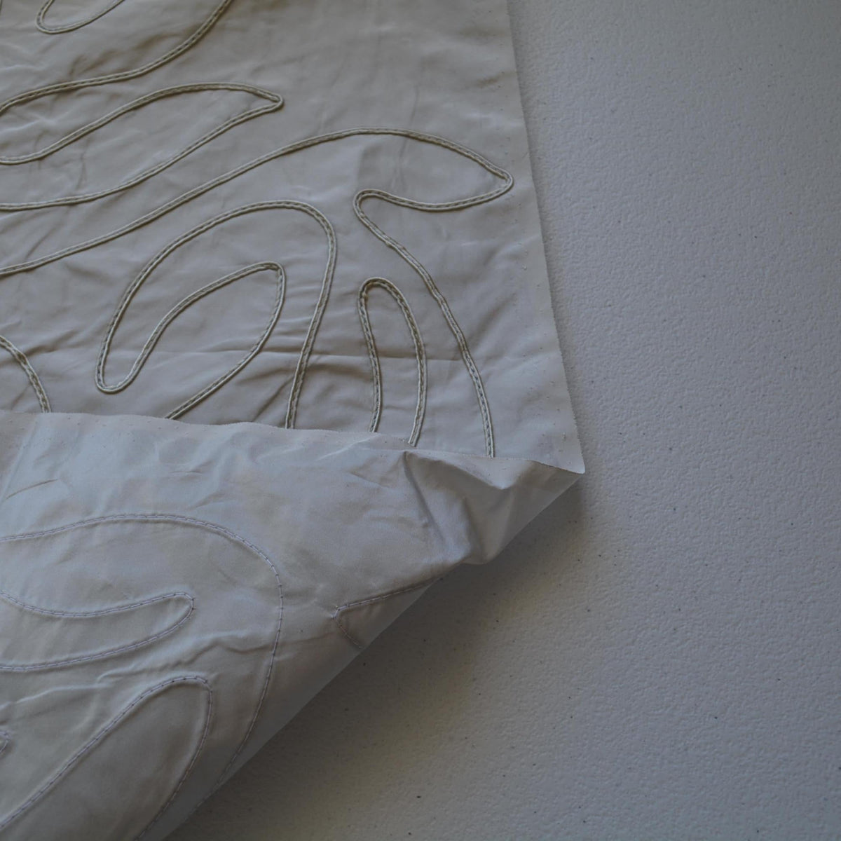 Silk Taffeta Fabric | Light gray | Luxury Designer Textile |By the Yard