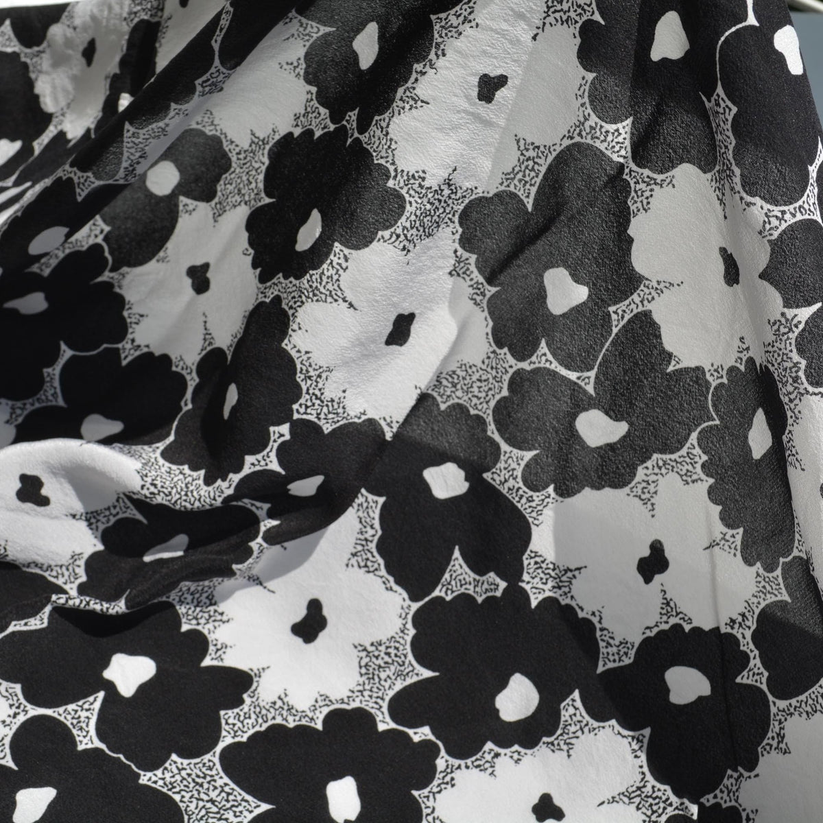 Pure Silk Pebble Crepe Fabric | Black & White Floral Lightweight Designer Deadstock | Dresses, Blouses, Skirts | By the 