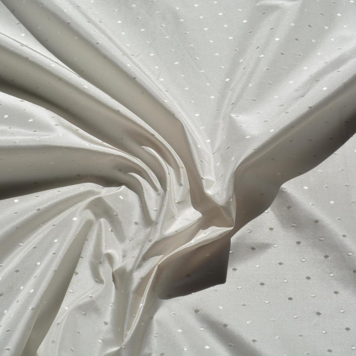 Italian 100 % Silk Jacquard Fabric | Pure Silk Taffeta White | Luxury Bridal & Dressmaking Designer Fabric |By the Yard
