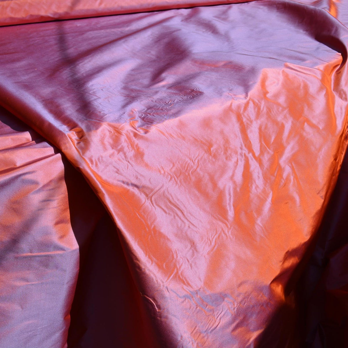 European Silk Two-Tone Taffeta Fabric | 100% Silk, 55" Wide | Iridescent Dupioni-Style for Dresses, Gowns & Décor | By t