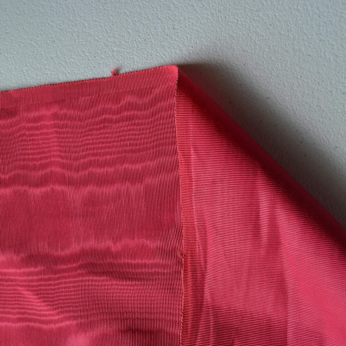 Italian Heavyweight Silk Moiré Taffeta Fabric | Pink Silk Watered Taffeta | By the Yard