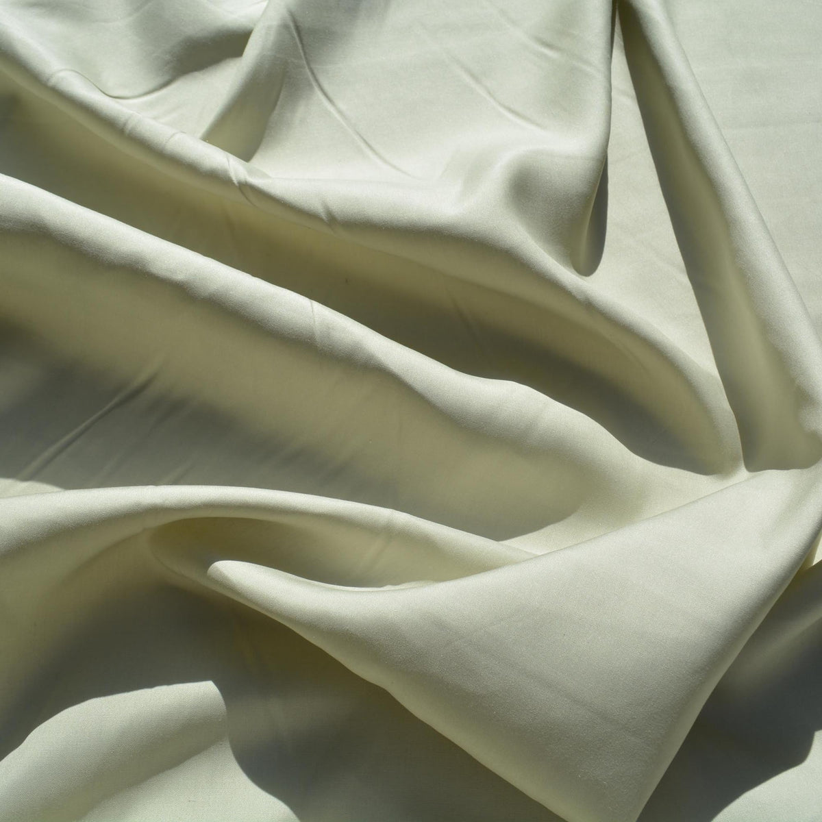 Summer Silk Broadcloth Fabric | Light Green Pure Silk, Lightweight | Sewing Fabric, Dressmaking & Couture | By the Yard