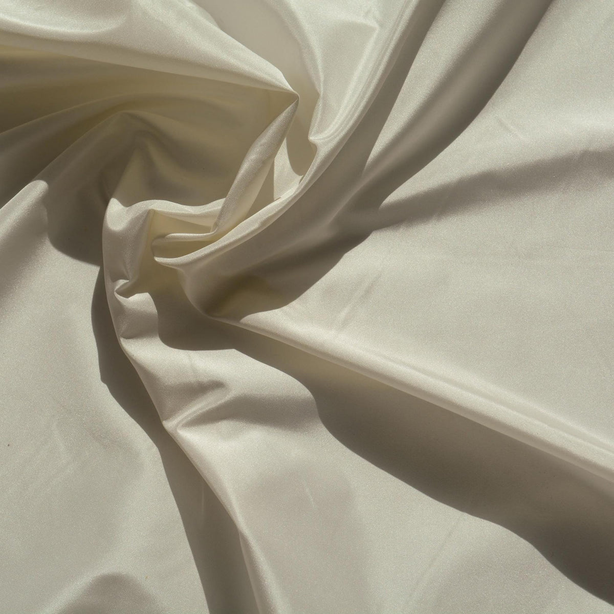 Silk Taffeta Fabric White Lightweight Crisp 47.5 Inch Wide | By the Yard