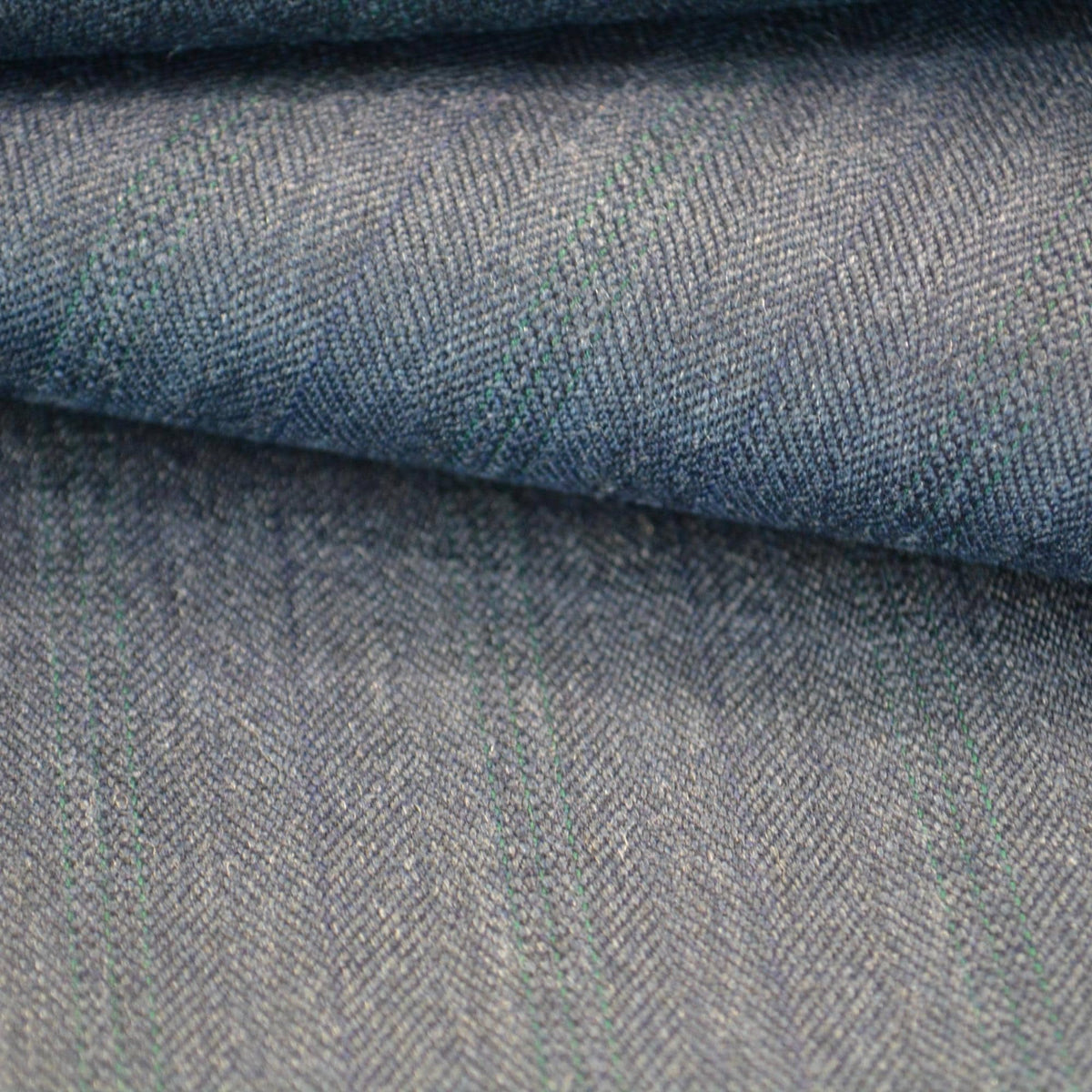 British Worsted Wool Fabric | Dark gray | Suiting Made in England |By the Yard