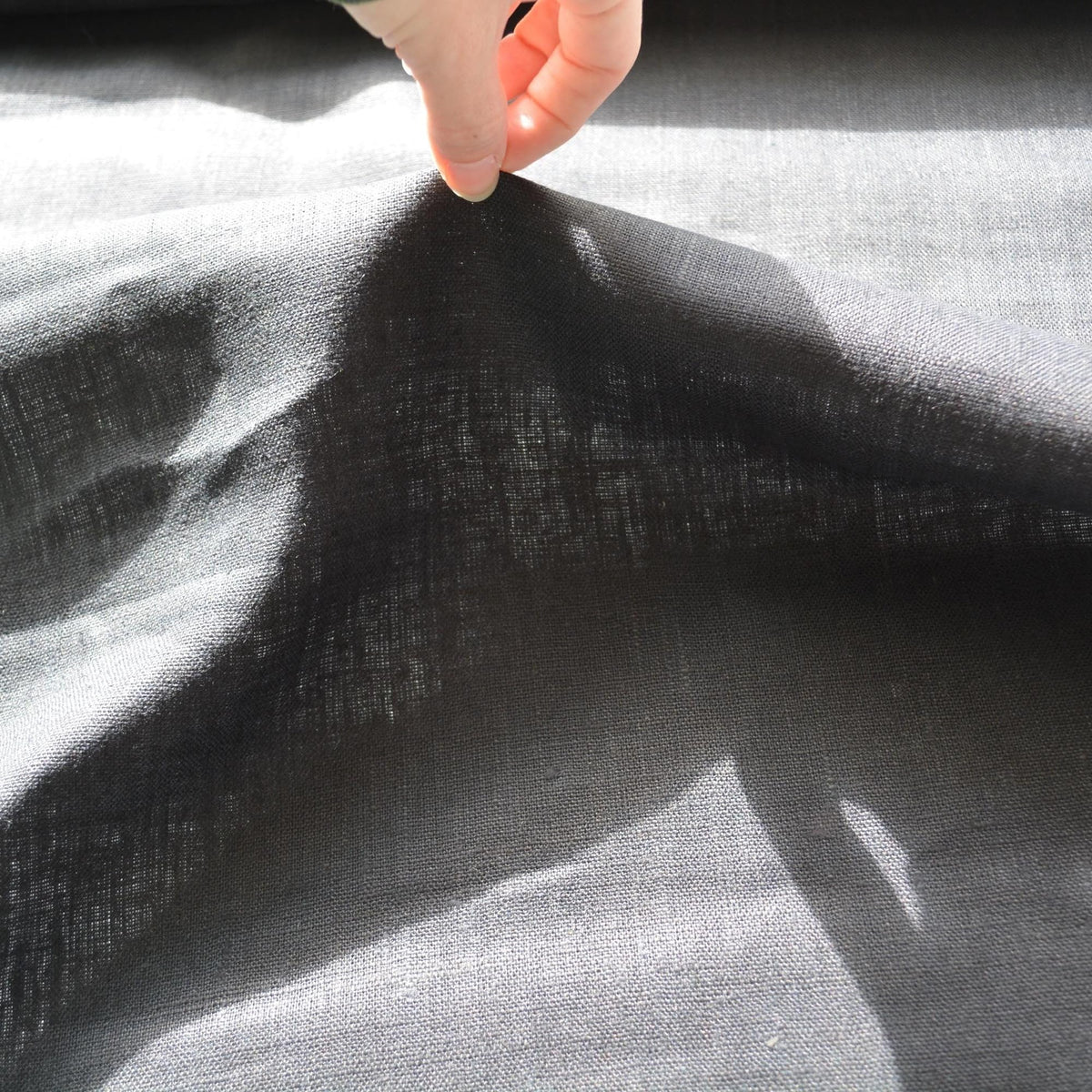 100% Linen Fabric Thick weave Black thick weave Midweight to heavyweight 49" Wide Dressmaking Tailoring | By the Yard