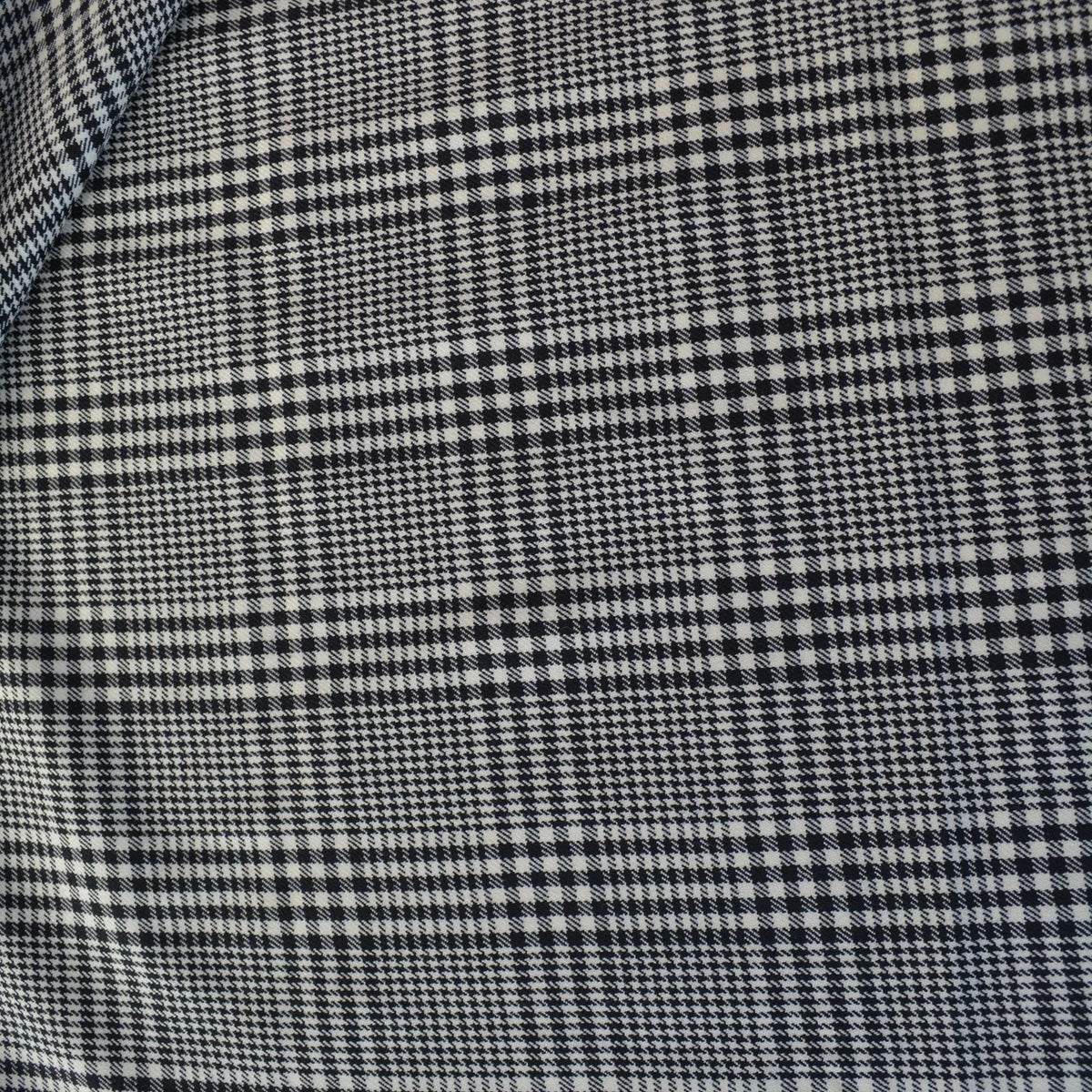 Black and White Plaid Virgin Wool Fabric Light Midweight | By the Yard