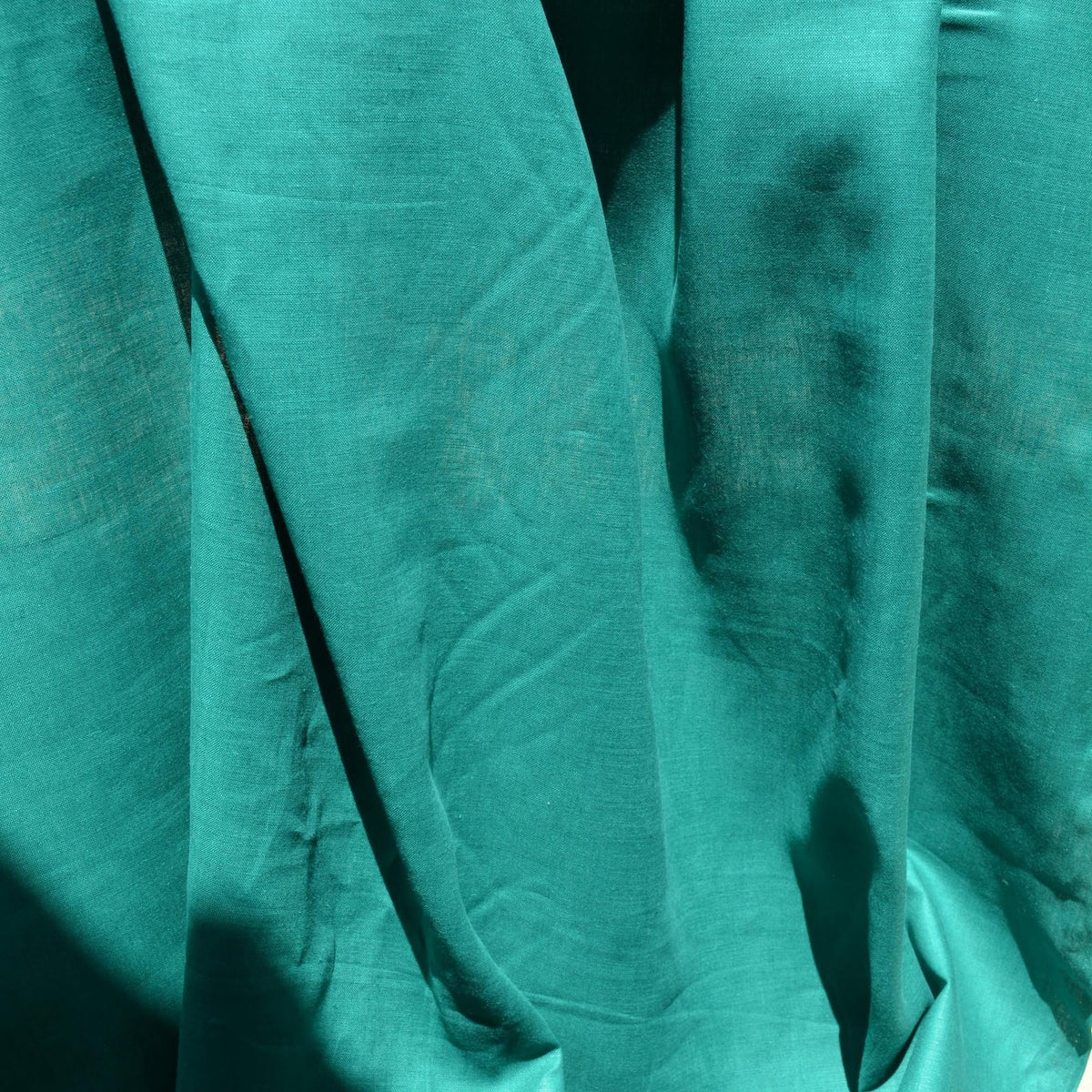 Green Linen Fabric | 100% Midweight Linen Solid Weave 60" Wide | Linen Yardage for Clothing, Summer Dresses, Home Décor 