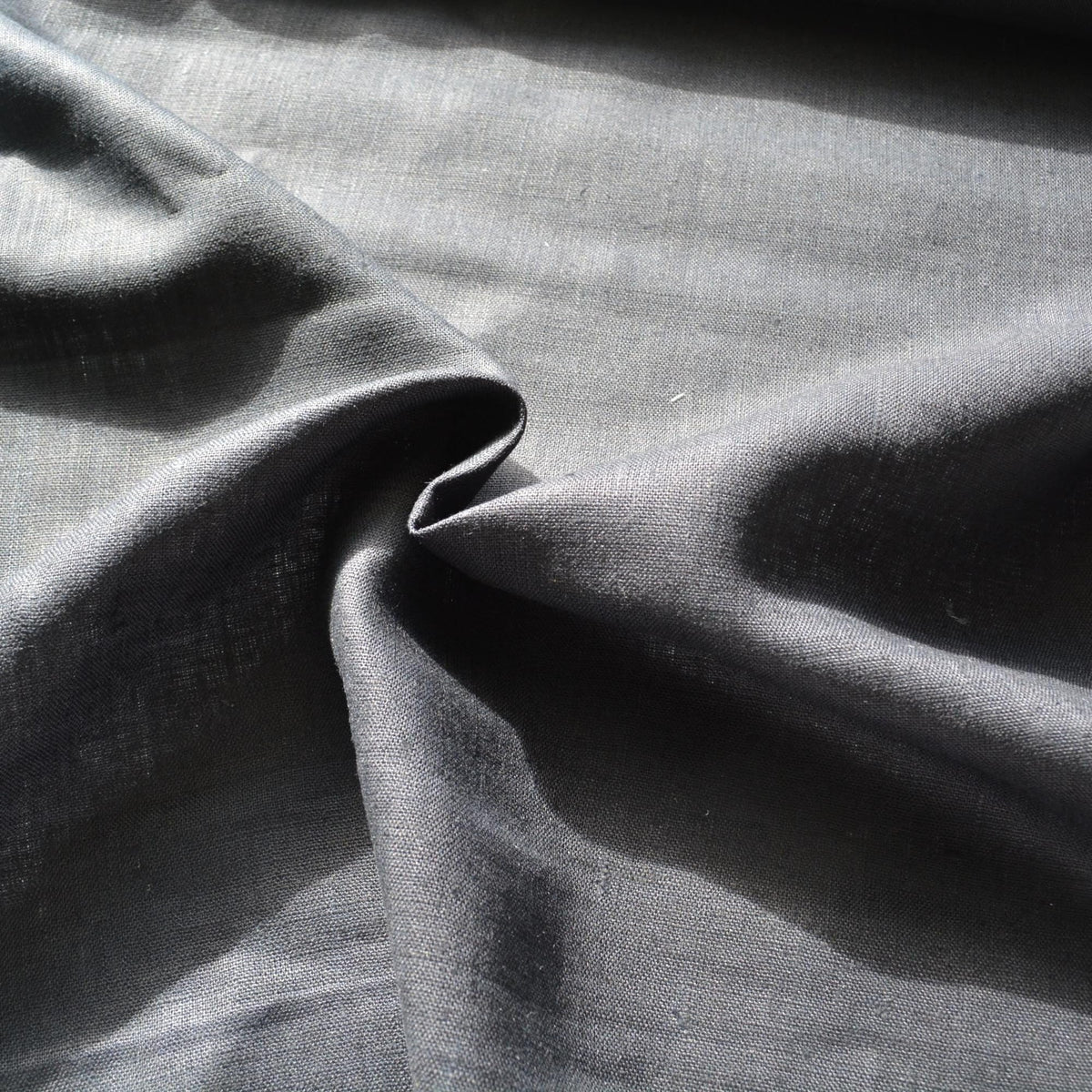 100% Linen Fabric Thick weave Black thick weave Midweight to heavyweight 49" Wide Dressmaking Tailoring | By the Yard