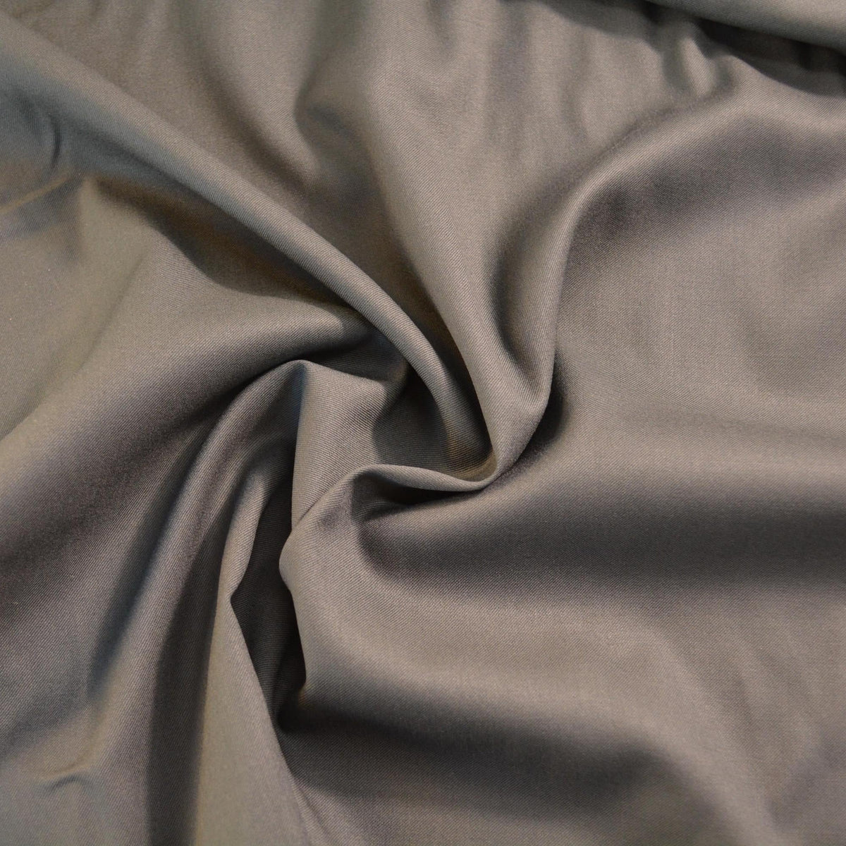 European Pure Wool | Super 120s Gabardine | Dark green | Designer Fabric Yardage |By the Yard