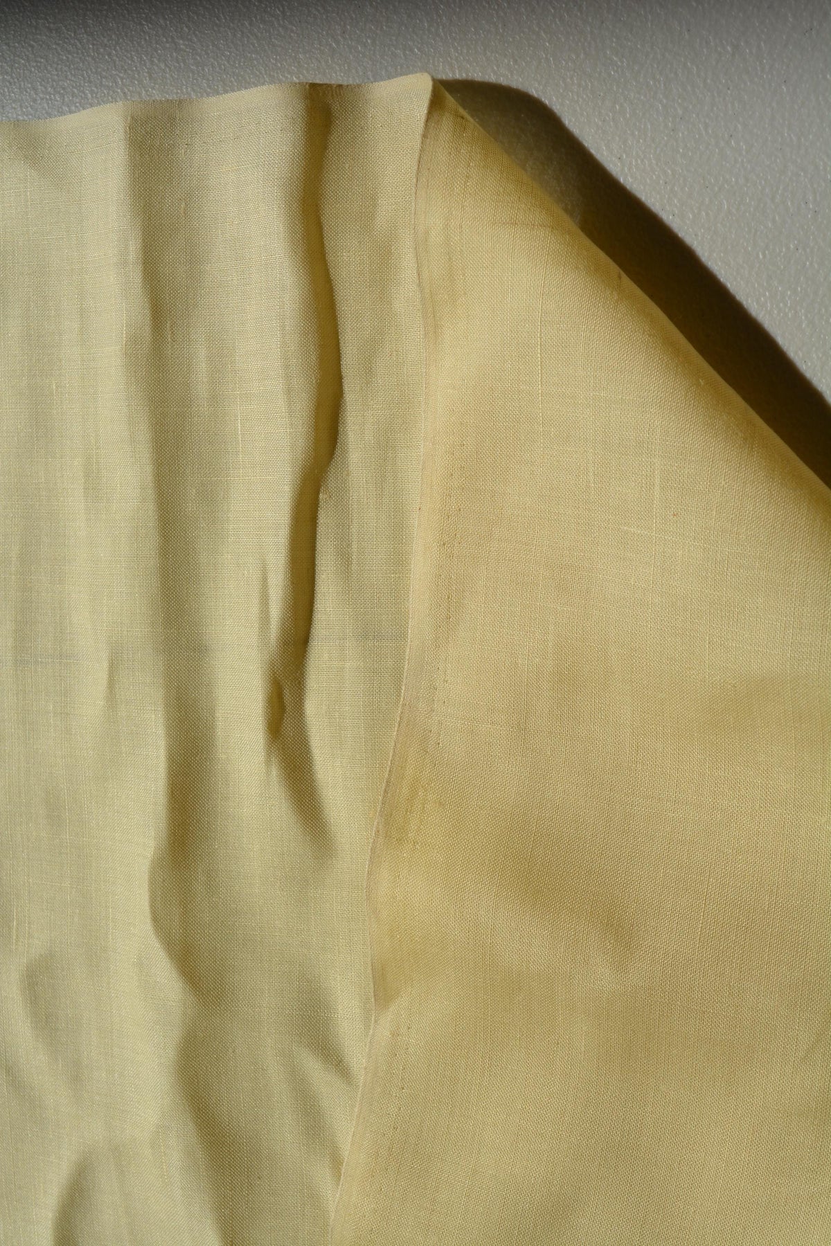 Light yellow | 100% linen | Linen | Designer Deadstock | By the Yard