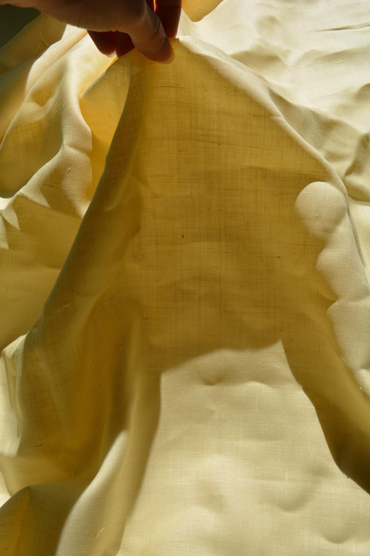 Light yellow | 100% linen | Linen | Designer Deadstock | By the Yard