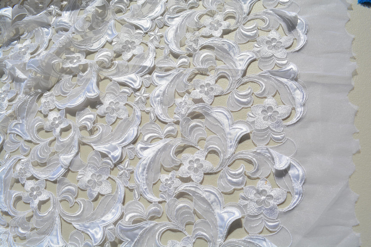 White | 100% polyester | Cutout Lace | Designer Deadstock | By the Yard